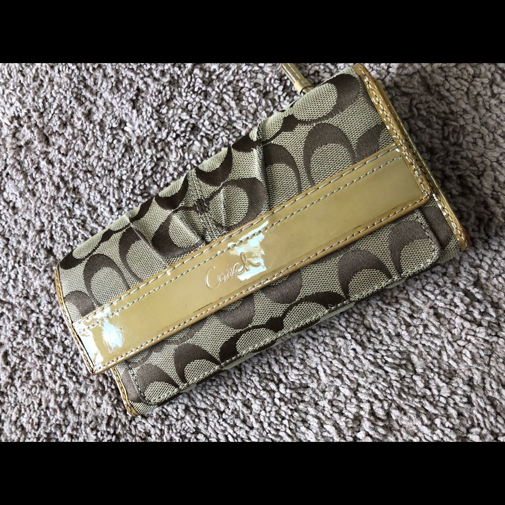 Coach wallet